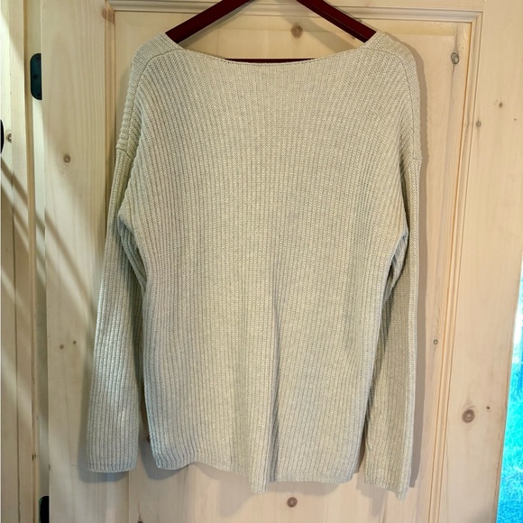 🇨🇦 Like New Tentree Highline V-Neck Sweater - Picture 7 of 12